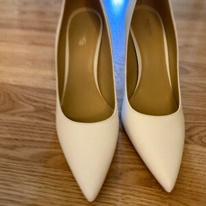 Michael Kors Cream Pointed-Toe Pumps